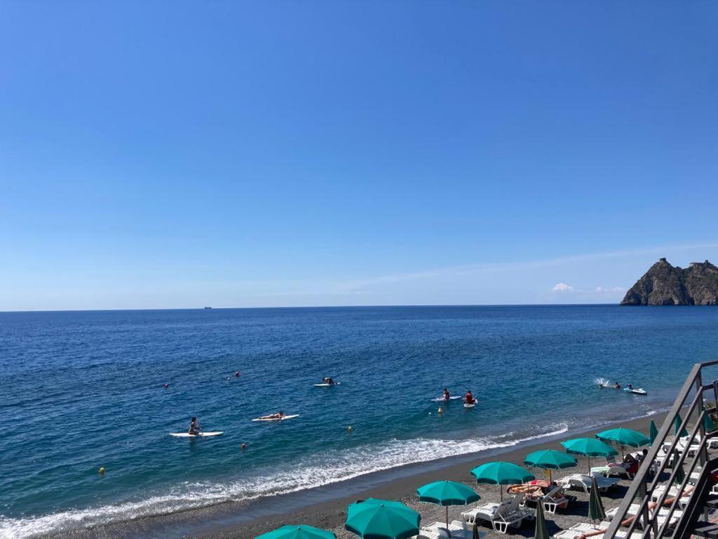 Hotel Kennedy SantʼAlessio Siculo Εξωτερικό φωτογραφία